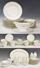 89) ROYAL WORCESTER GOLD CHANT