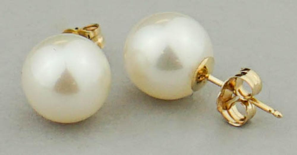 9-9.5MM CULTURED PEARL STUD