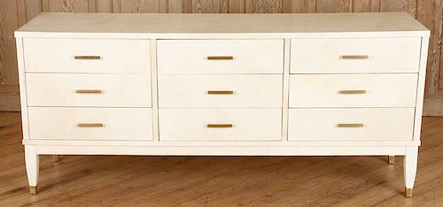 9 DRAWER COMMODE MANNER OF