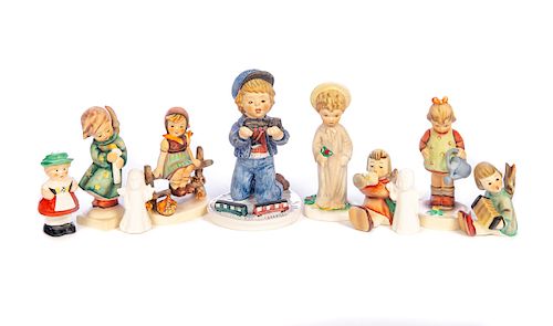 9 HUMMEL FIGURINESExcellent