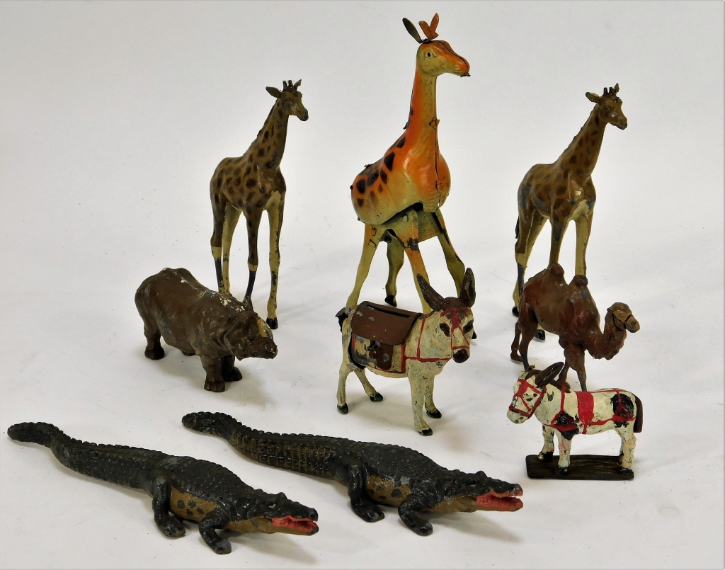 9 PC ASSORTED WILD ANIMAL CAST IRON