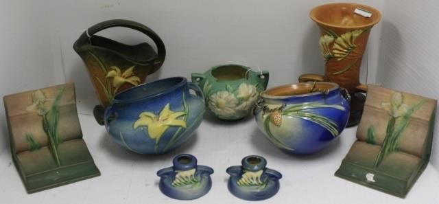 9 PIECE LOT ROSEVILLE POTTERY TO