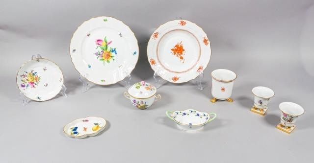 9 PIECES OF HEREND