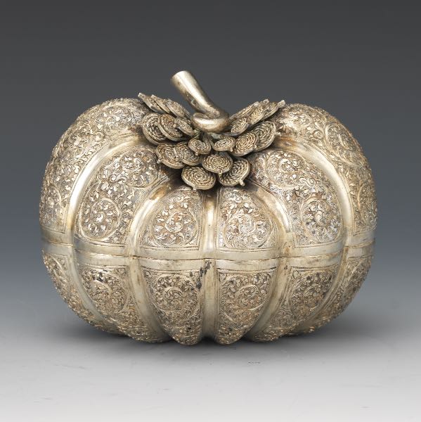 900 SILVER PUMPKIN BOX 4 ?" x 5