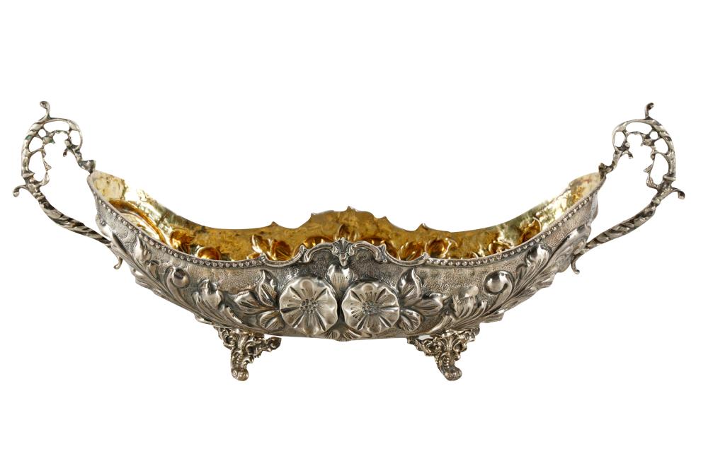 .900 SILVER REPOUSSE CENTER