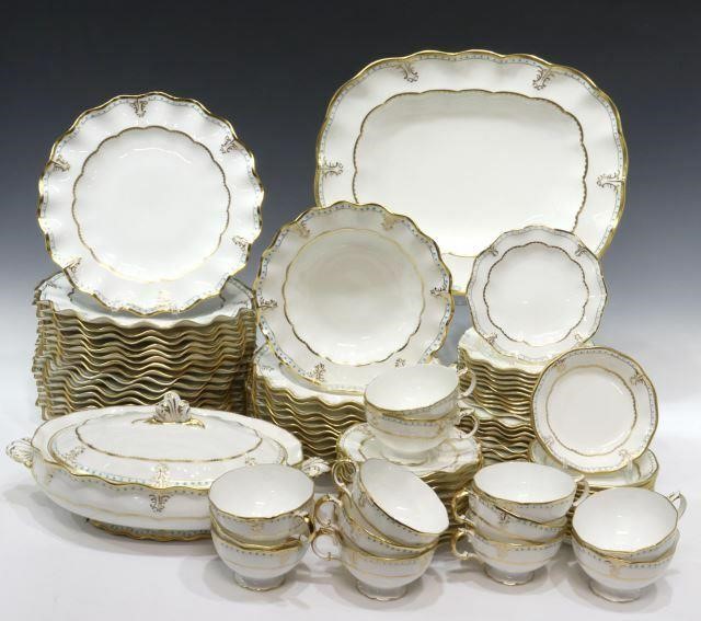 (92) ROYAL CROWN DERBY 'LOMBARDY'
