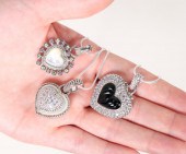 925 JUDITH RIPKA HEART NECKLAC