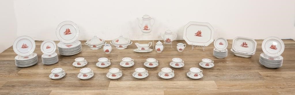 95 PIECES WEDGWOOD FLYING CLOUD