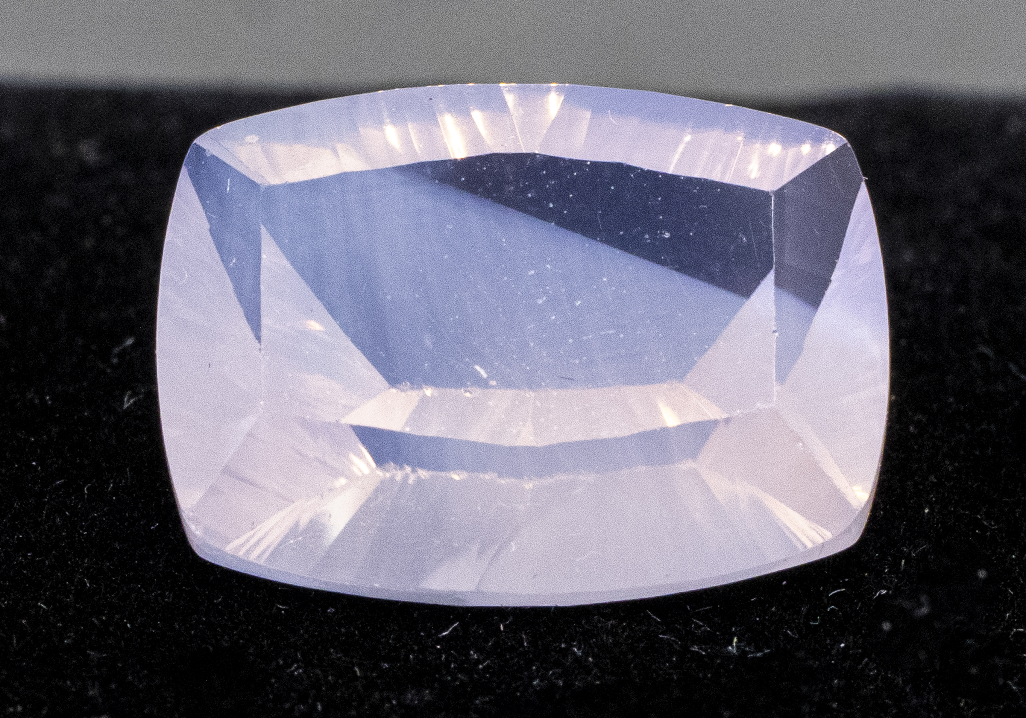 9.50 CT. LOOSE CUSHION