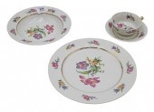 96 PIECE SETTING OF RAYNAUD LI