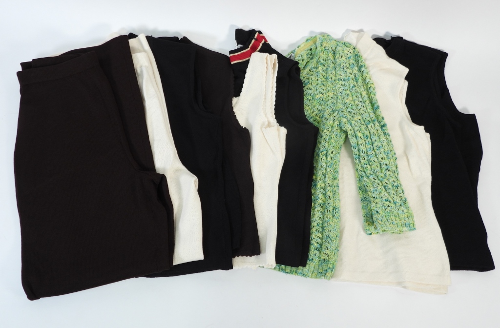 9PC ST. JOHN KNIT PANTS & TOPS SIZE
