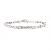 A 10.60 CTW DIAMOND TENNIS BRA