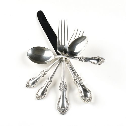 A 109 PIECE INTERNATIONAL SILVER