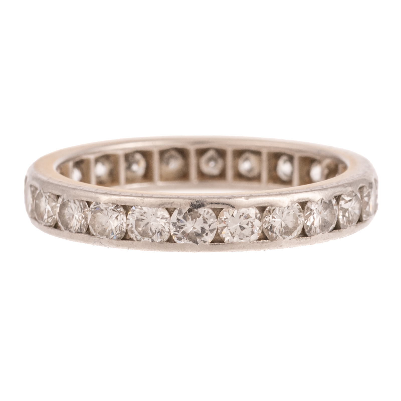 A 1.30 CTW DIAMOND ETERNITY BAND IN