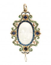 A 14 Karat Yellow Gold Moonsto