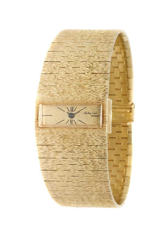 A 14 Karat Yellow Gold Wristwatch