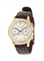 A 14 Karat Yellow Gold Chronog