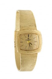 A 14 Karat Yellow Gold Wristwa