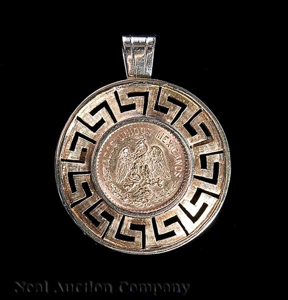 A 14 kt. Yellow Gold Pendant/Brooch