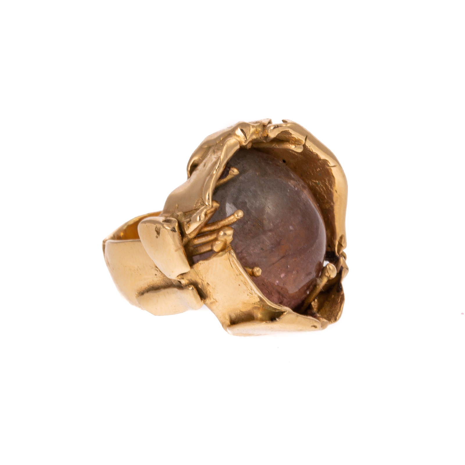 A 14K FREEFORM CABOCHON