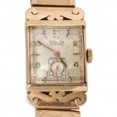 A 14K GOLD GRUEN CURVEX PRECIS