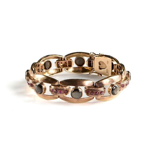 A 14K YELLOW GOLD, RUBY, AND