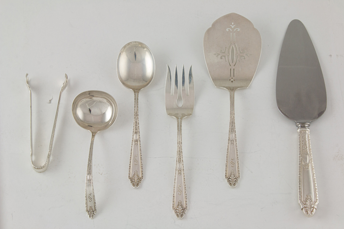 A (162 PC) TOWLE STERLING