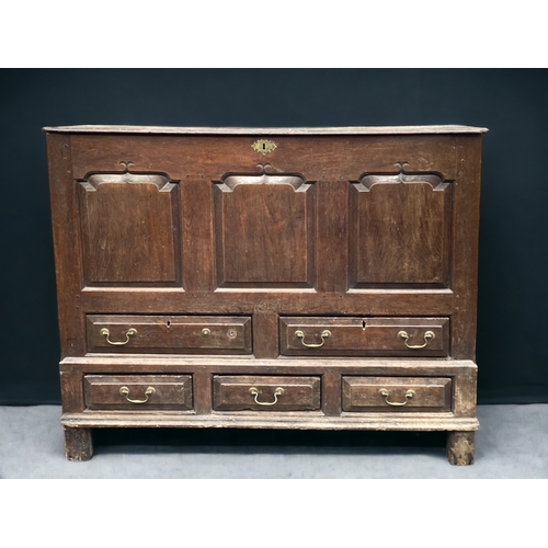 A 17TH CENTURY JACOBEAN OAK