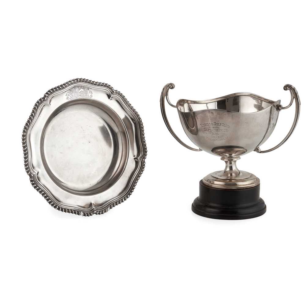 A 1920S TWIN-HANDLED TROPHY
