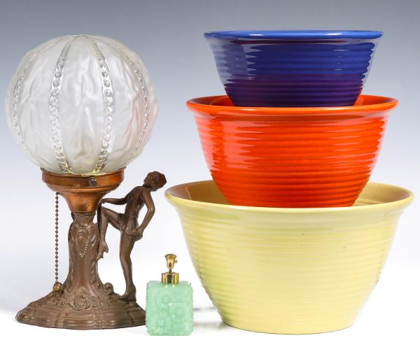 A 1930S ART DECO LIGHT, BAUER