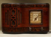 A 1930S FIRESTONE WOOD CASE TA