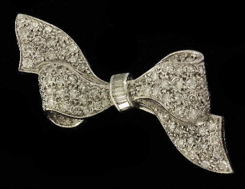 A 1930s silvery coloured metal