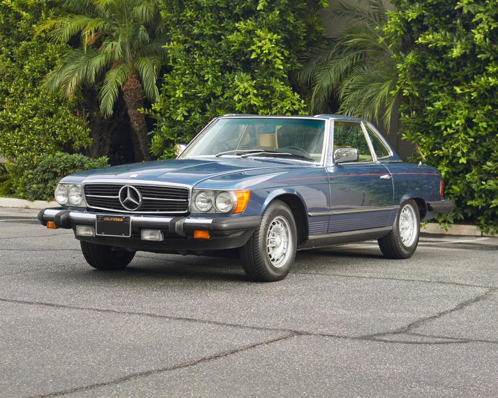 A 1980 MERCEDES BENZ 450 SLA 1980