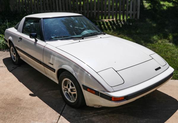 A 1985 MAZDA RX-7Dover white with