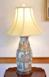 A 19th C. Rose medallion vase