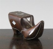 A 19th century French mother o