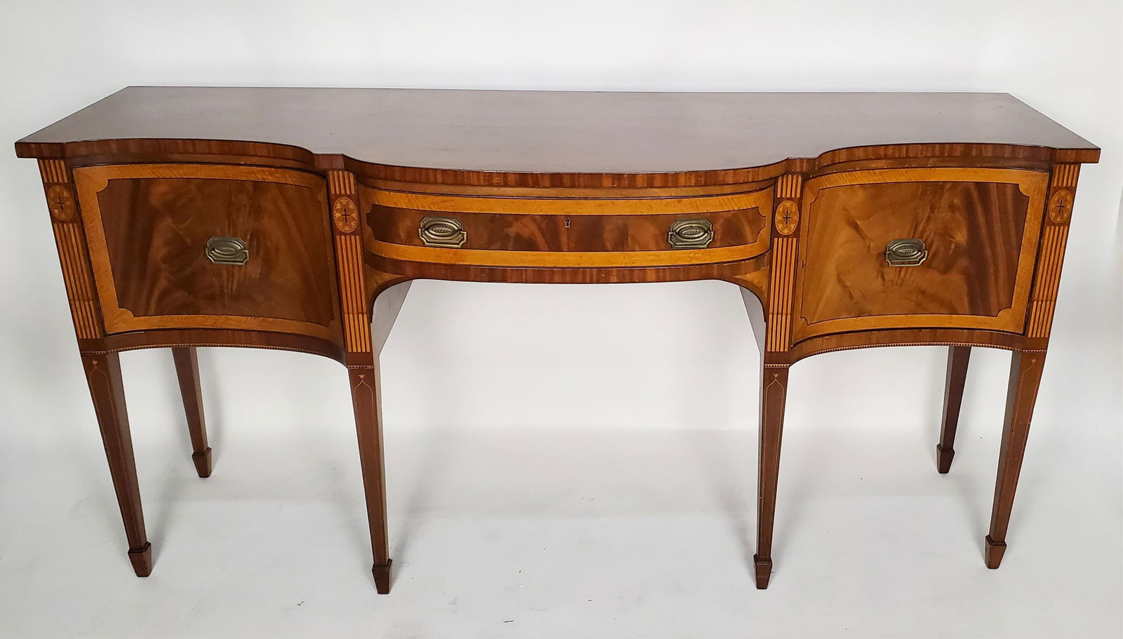 A 20TH CENTURY HEPPLEWHITE STYLE