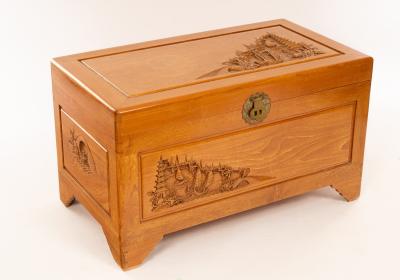 A 20th Century Oriental camphor