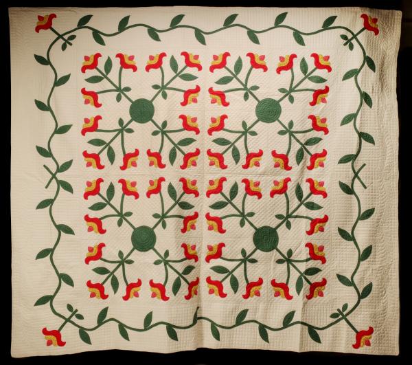A 20TH CENTURY RED AND GREEN FOUR