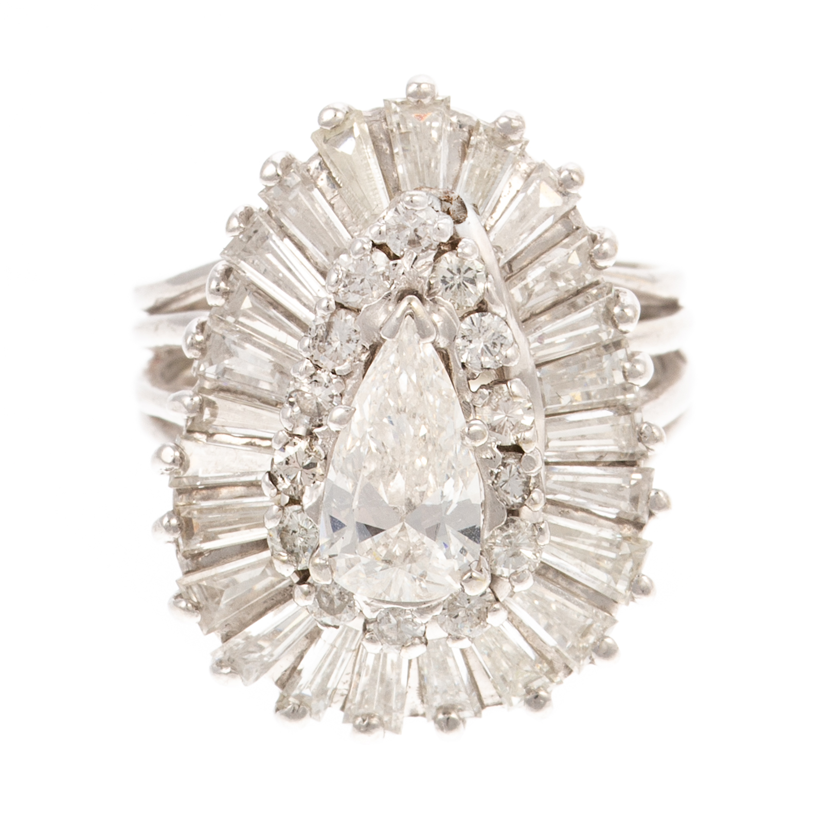 A 3.00 CT PEAR-SHAPED BALLERINA