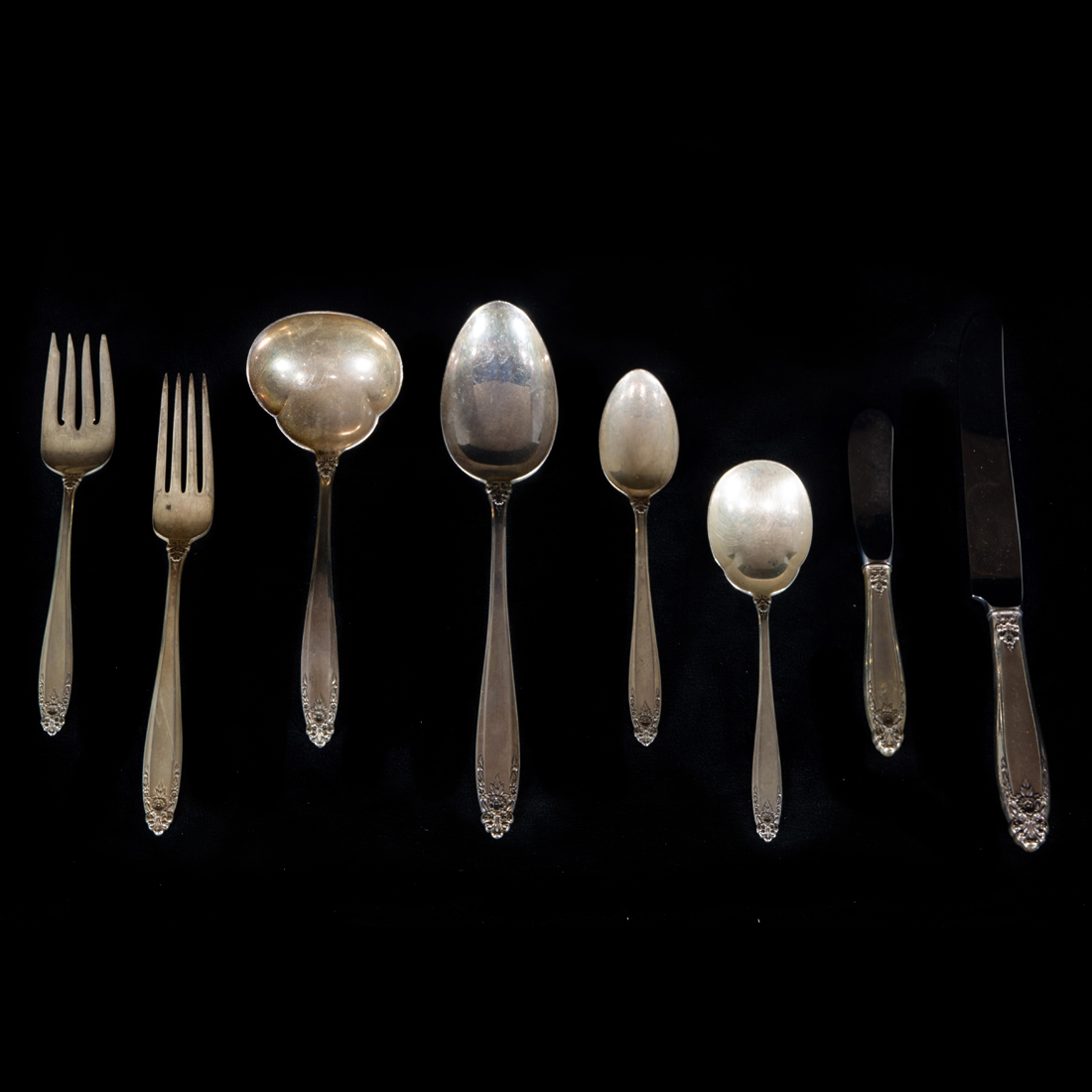 A (37 PC SET) INTERNATIONAL PRELUDE
