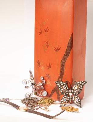 A 9ct gold bangle with gem set star