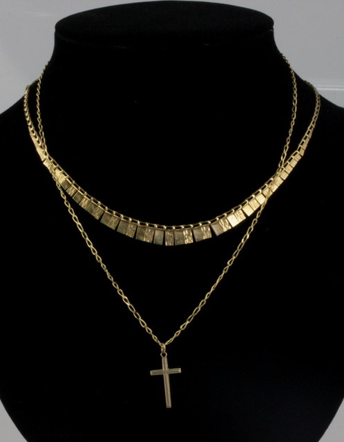 A 9ct gold fringe necklace of