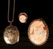 A 9ct gold oval locket set wit