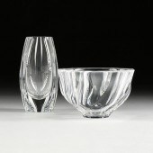 A BACCARAT CRYSTAL "BOUTON D'O