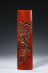 A BAMBOO CARVING OF A SCHOLAR