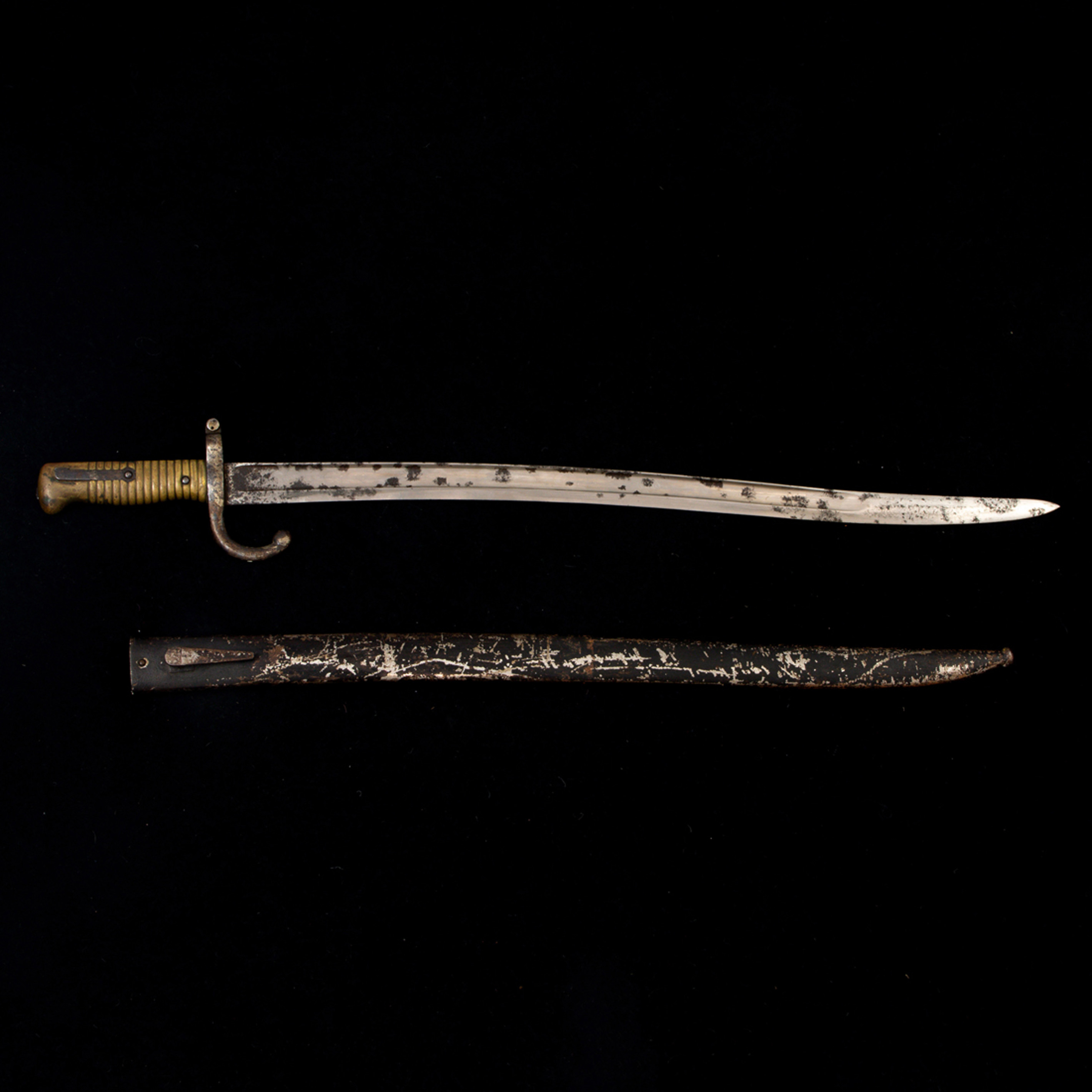 A BAYONET SWORD WITH COPPER