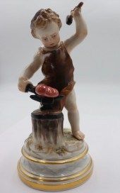 A BEAUTIFUL MEISSEN CHERUB BLA