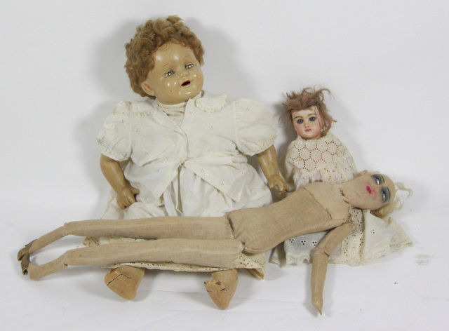 A BGF doll with blue glass eyes