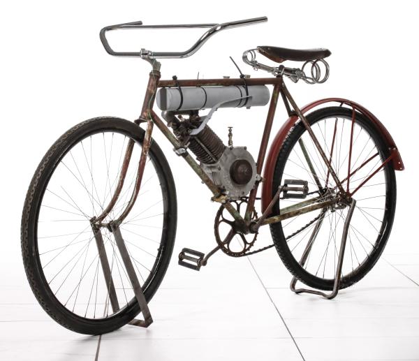 A BICYCLE FRAME WITH EARLY SHAW MFG
